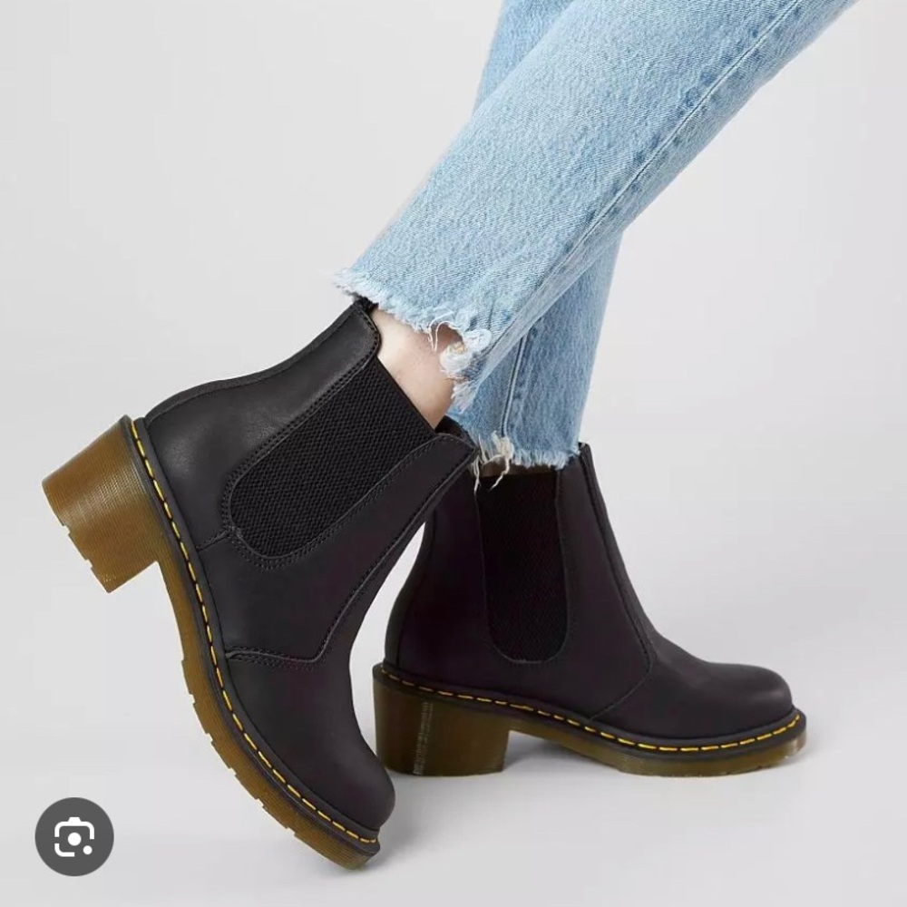 Dr. Martens Cadence Chelsea Pull-on Boot